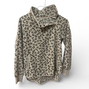 GreenTea Beige Leopard Print Fleece